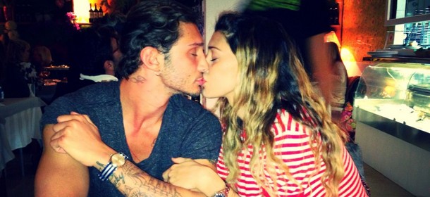 Belen Rodriguez Stefano De Martino matrimonio abito chiussi sposo