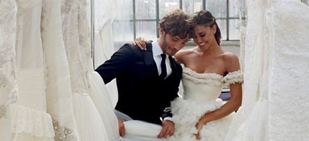 Belen Rodriguez e Stefano De Martino: sposi romantici per Atelier Vanitas [FOTO]