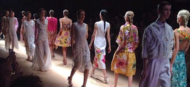 Milano Fashion Week: le sfilate eclettiche di Ferragamo, Trussardi e Richmond [FOTO]