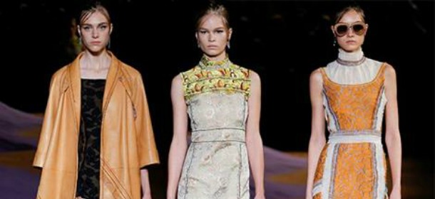 Gli stilisti della Milano Fashion Week insieme a per beneficenza: all'asta i posti delle sfilate