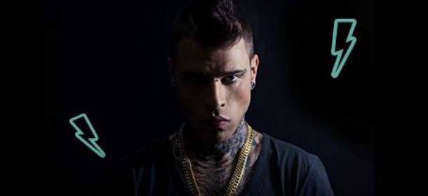 Fedez incontra i fan a Milano: Tezenis lo ha scelto come digital influencer