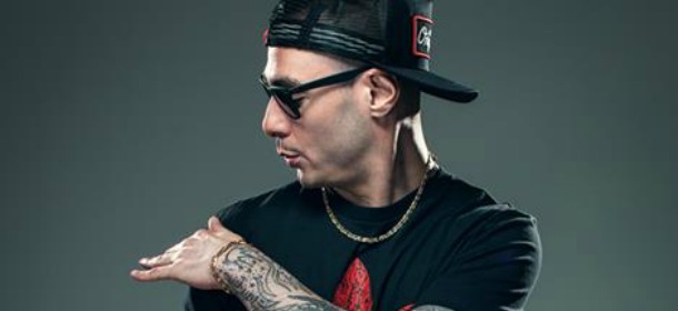 Fabri Fibra firma una capsule per Hero's Heorine: streetwear da rapper