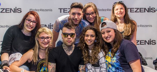 Fedez e Tezenis: il rapper "digital influencer" incontra i fan a Bari [FOTO]