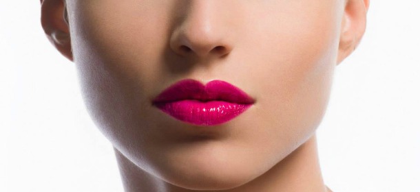 Rossetto liquido: come applicarlo e farlo durare più a lungo [TUTORIAL]