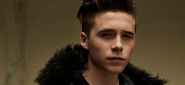 Brooklyn Beckham, figlio di David, diventa modello: a 16 anni firma il suo primo contratto