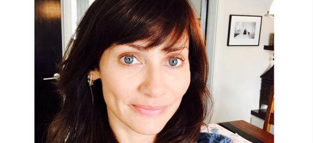 Natalie Imbruglia cambia look: capelli ondulati e abiti chic