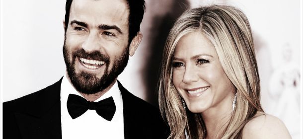 Jennifer Aniston e l'abito bianco sui set: tra tanti modelli quale avrà scelto?