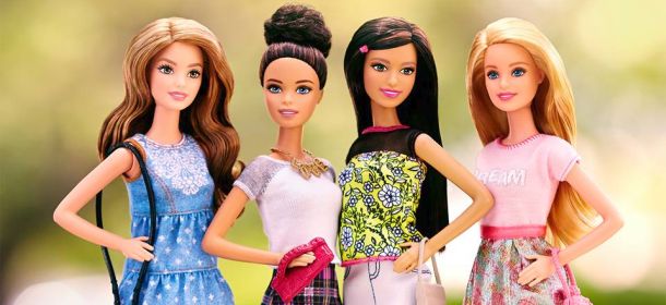 Barbie, via i tacchi alti: Pretty Ballerinas rivoluziona il suo look [FOTO]