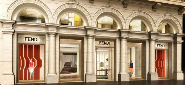 Fendi celebra 90 anni di attività e riapre le porte del suo Palazzo a Roma