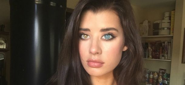 Sarah McDaniel, la modella con gli occhi di colori diversi che ha stregato il web