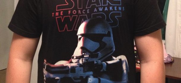 Star Wars mania: t-shirt dedicate alla saga vietate a scuola?