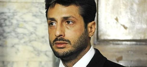 Si Puede, Fabrizio Corona firma la nuova linea di borse Manie Bag