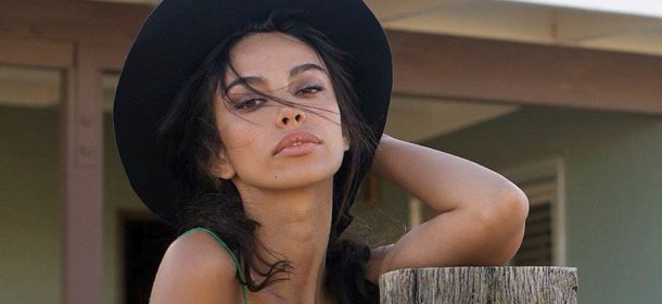 Sanremo 2016, Madalina Ghenea sceglie Alberta Ferretti per il debutto [FOTO]