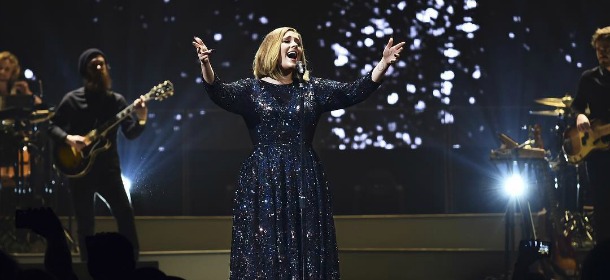 Adele tea time in Burberry