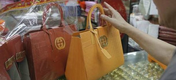 Gucci lascia l’IACC in segno di protesta dopo l’ingresso di Alibaba nella Coalizione