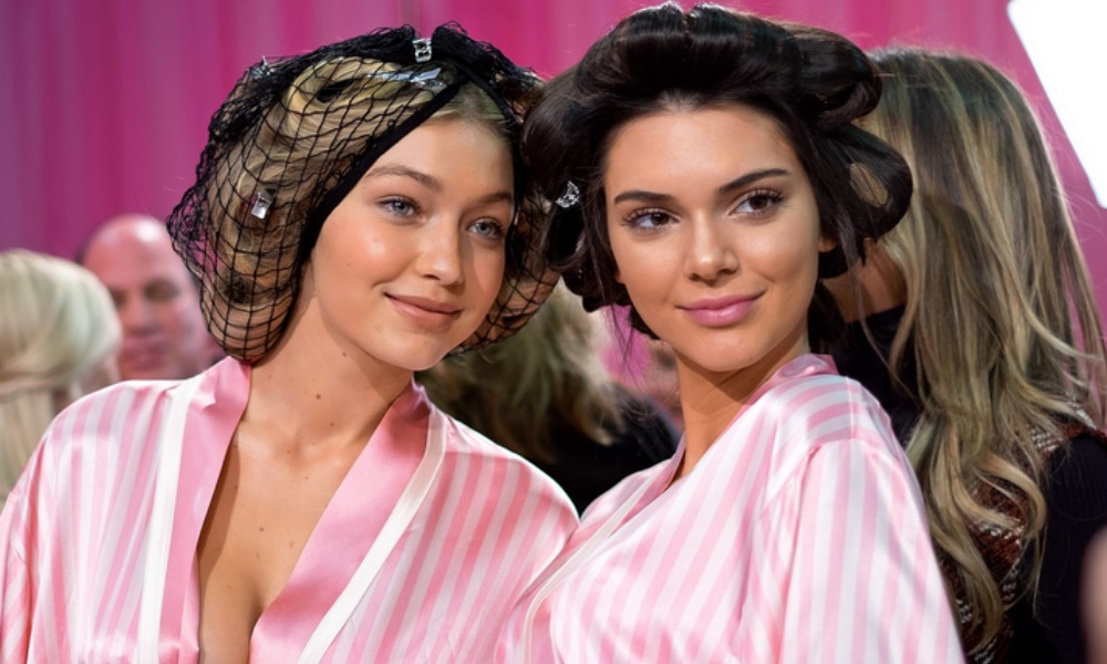 Gigi Hadid e Kendall Jenner coordinano i propri look