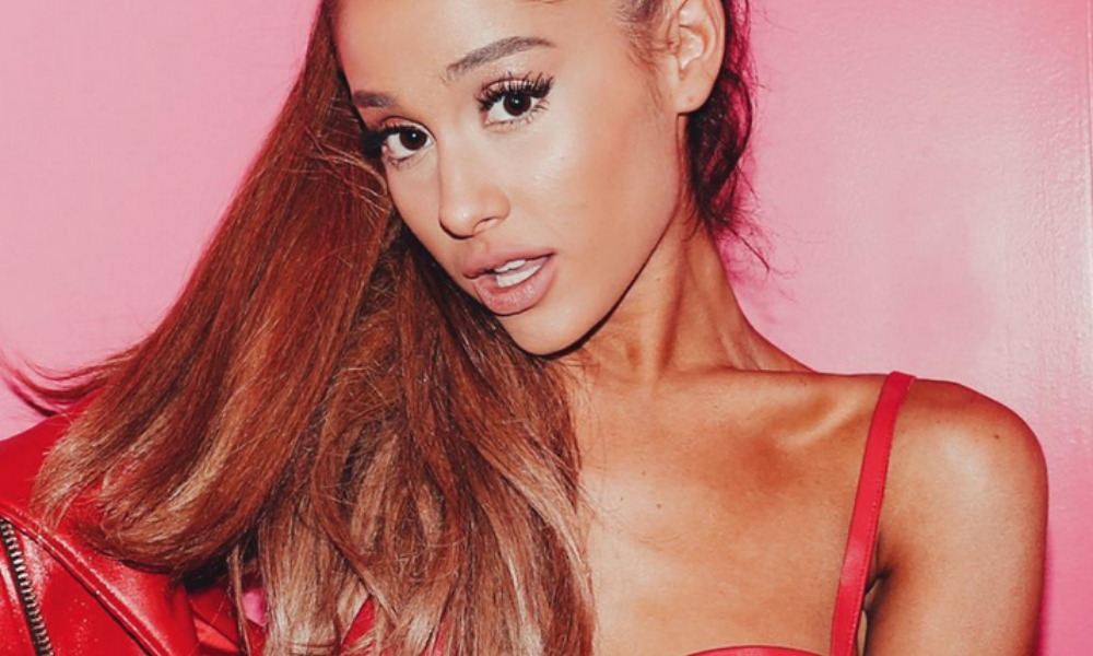 Ariana Grande e le altre star che vestono di rosso