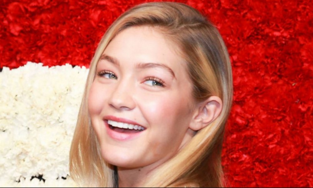 Gigi Hadid Natale