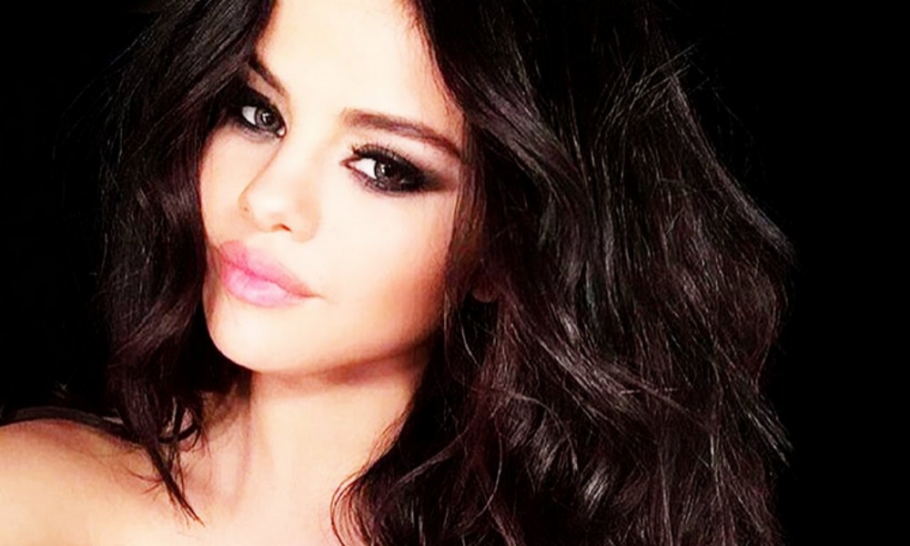 Trucco occhi Selena Gomez