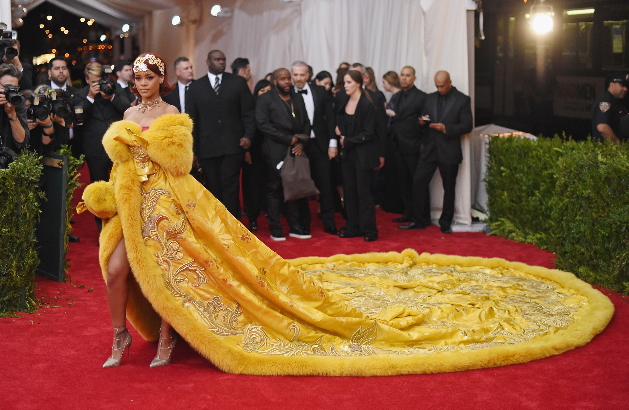 Sacro e profano al Met Gala 2018 (GALLERY) Sacro e profano al Met Gala 2018 (GALLERY)