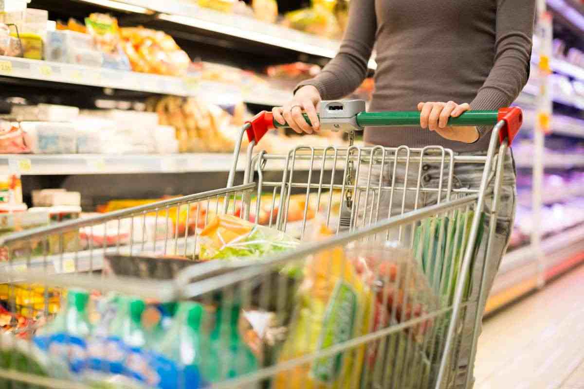 spesa supermercato attenzione