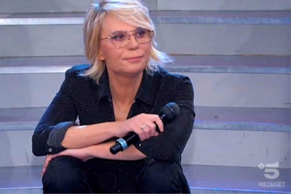 Maria De Filippi lite a ued