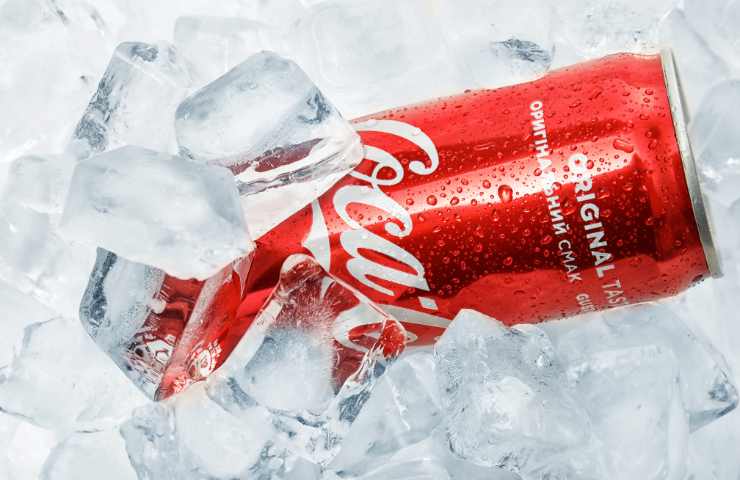 Coca Cola non solo da bere: gli usi della Coca Cola per le pulizie di casa