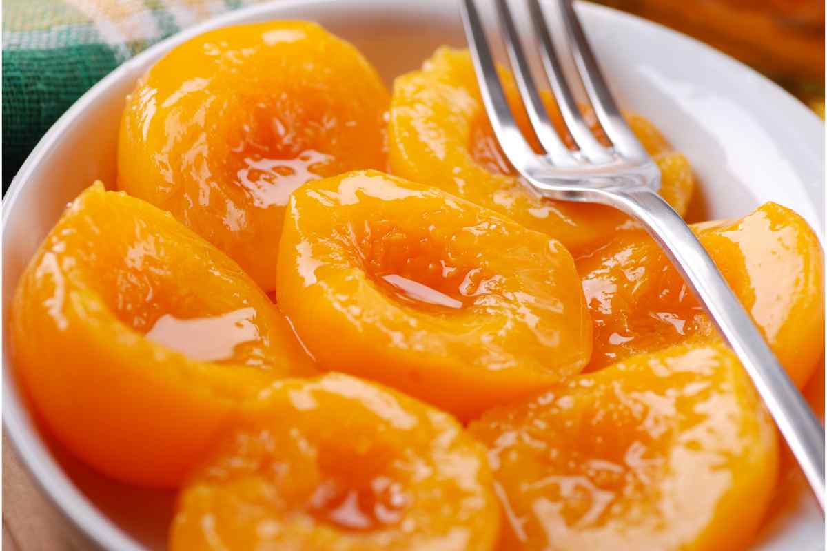 10 ricette da fare in casa con la frutta sciroppata